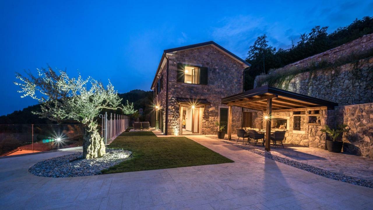Villa Visum Poljane エクステリア 写真