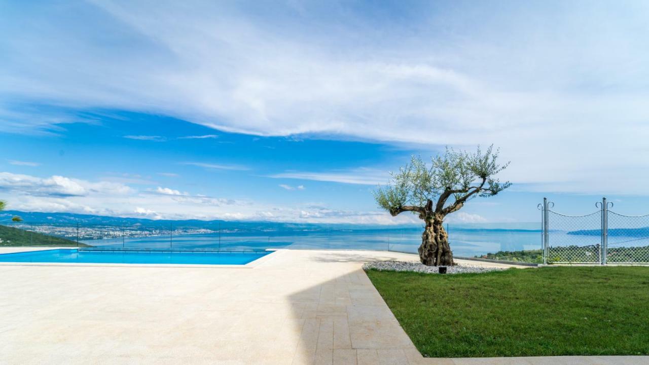 Villa Visum Poljane エクステリア 写真
