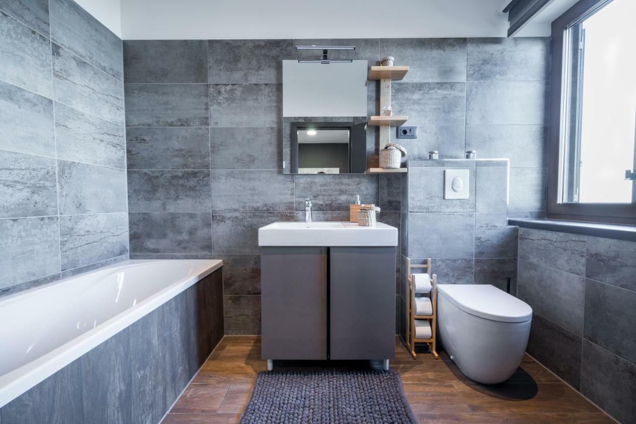 Villa Visum Poljane エクステリア 写真