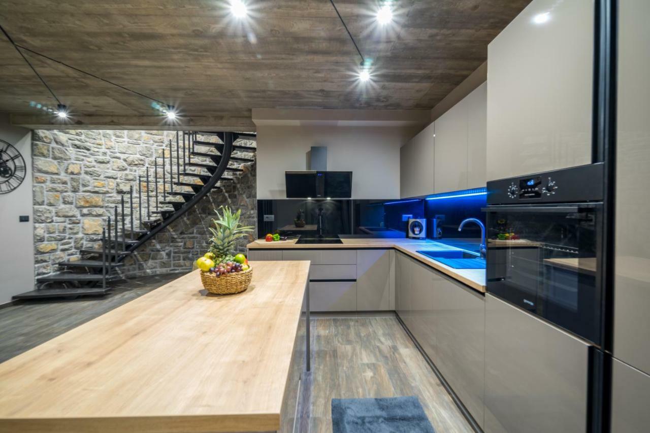 Villa Visum Poljane エクステリア 写真